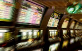 Pengingat deposit bertanggung jawab 18 plus